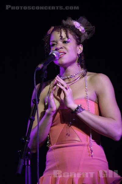 GINKGOA - 2014-02-04 - PARIS - Le Trianon - 